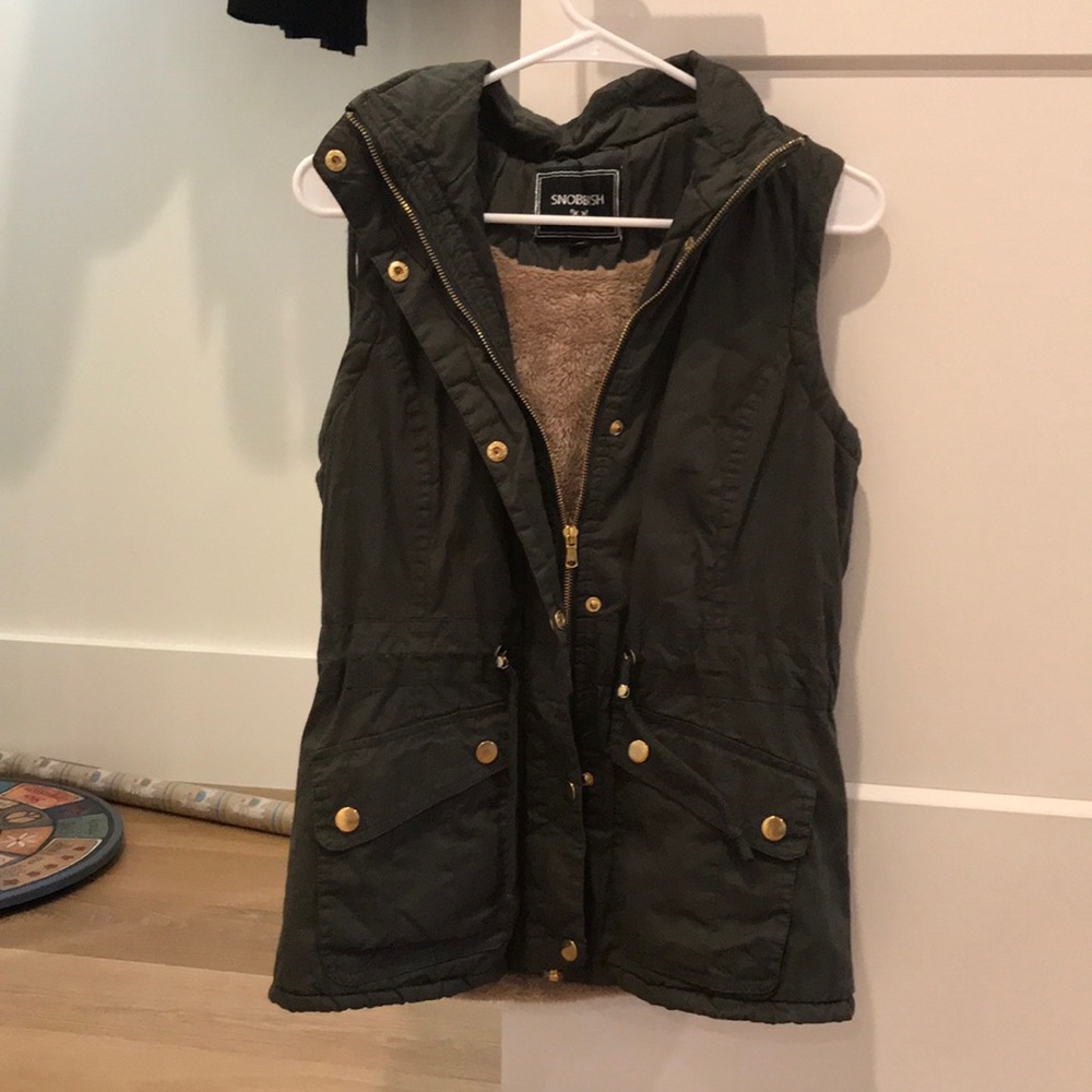 Army green fur lined vest - Picture 1 of 5